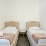 Stayblvd Apartment-Free Parking & Near Center Daire *