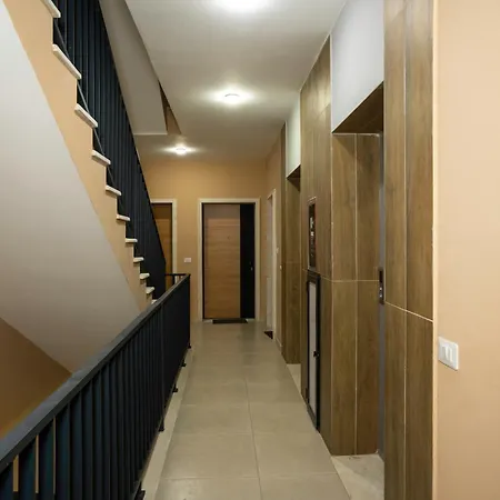 Stayblvd Apartment-free Parking & Balcony Near Center Appartement *