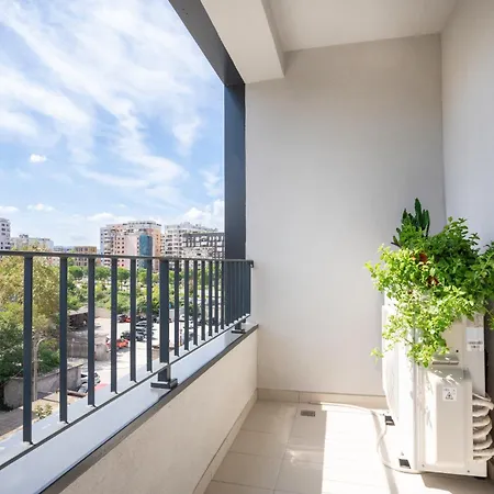 Stayblvd Apartment-free Parking * Τίρανα