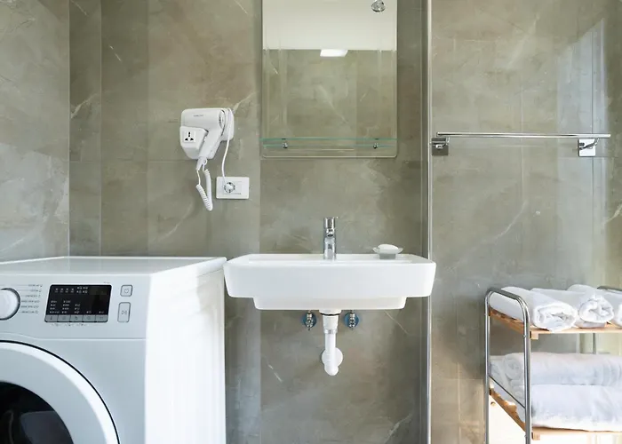 Stayblvd Apartment-free Parking & Balcony Near Center Appartement Tirana