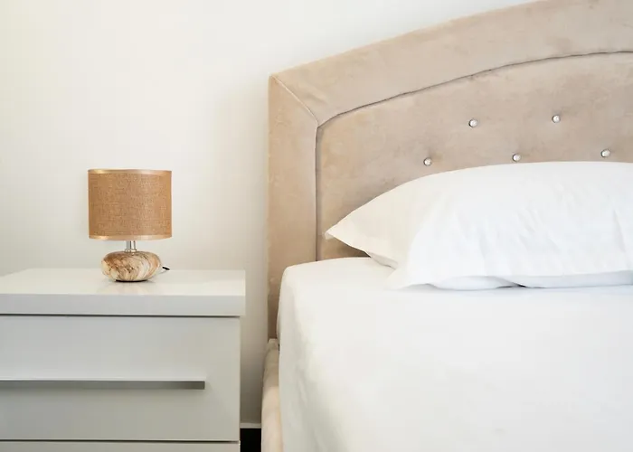 Appartement Stayblvd Apartment-free Parking & Balcony Near Center *