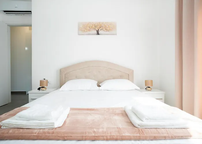 Stayblvd Apartment-free Parking & Balcony Near Center