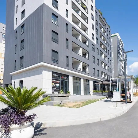 Stayblvd Apartment-Free Parking & Near Center * Tirana