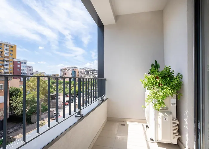 Stayblvd Apartment-free Parking & Balcony Near Center * Tirana