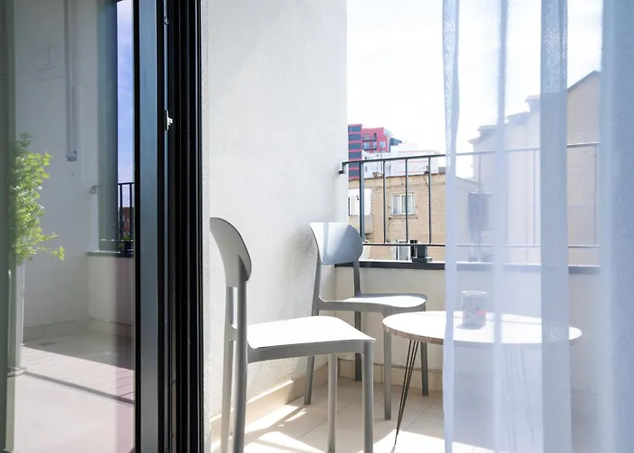 Stayblvd Apartment-free Parking & Balcony Near Center Apartment *